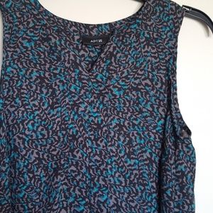 Apt 9 pullover sleeveless v-neck teal/brown print